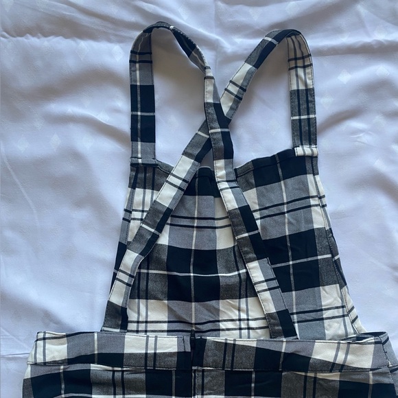 Checkered Overall Dress - Picture 7 of 8